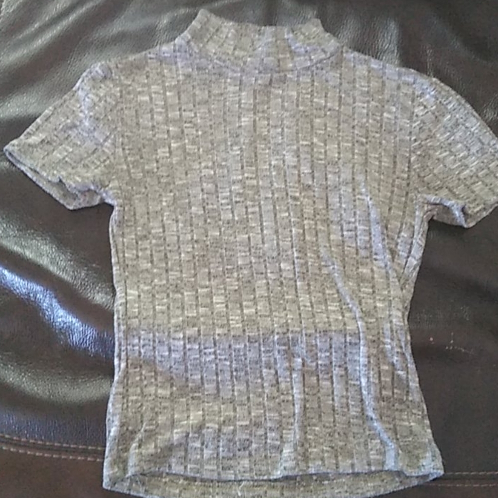American Dream Mock Neck Crop Top Size X Small